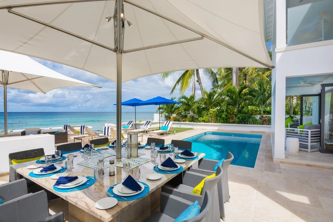 Villa 362 m2 with terrace in St. James, Barbados