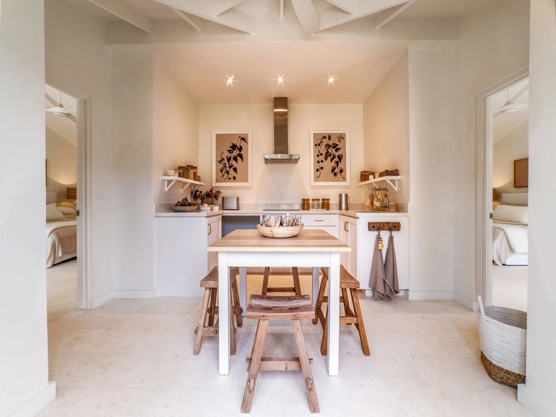 Villa 378 m2 with open pool in St. James, Barbados