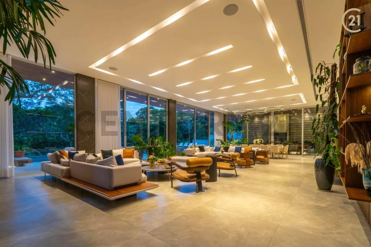 Casa 7+1 con vista al océano en Santa Cruz de la Sierra, Bolivia
