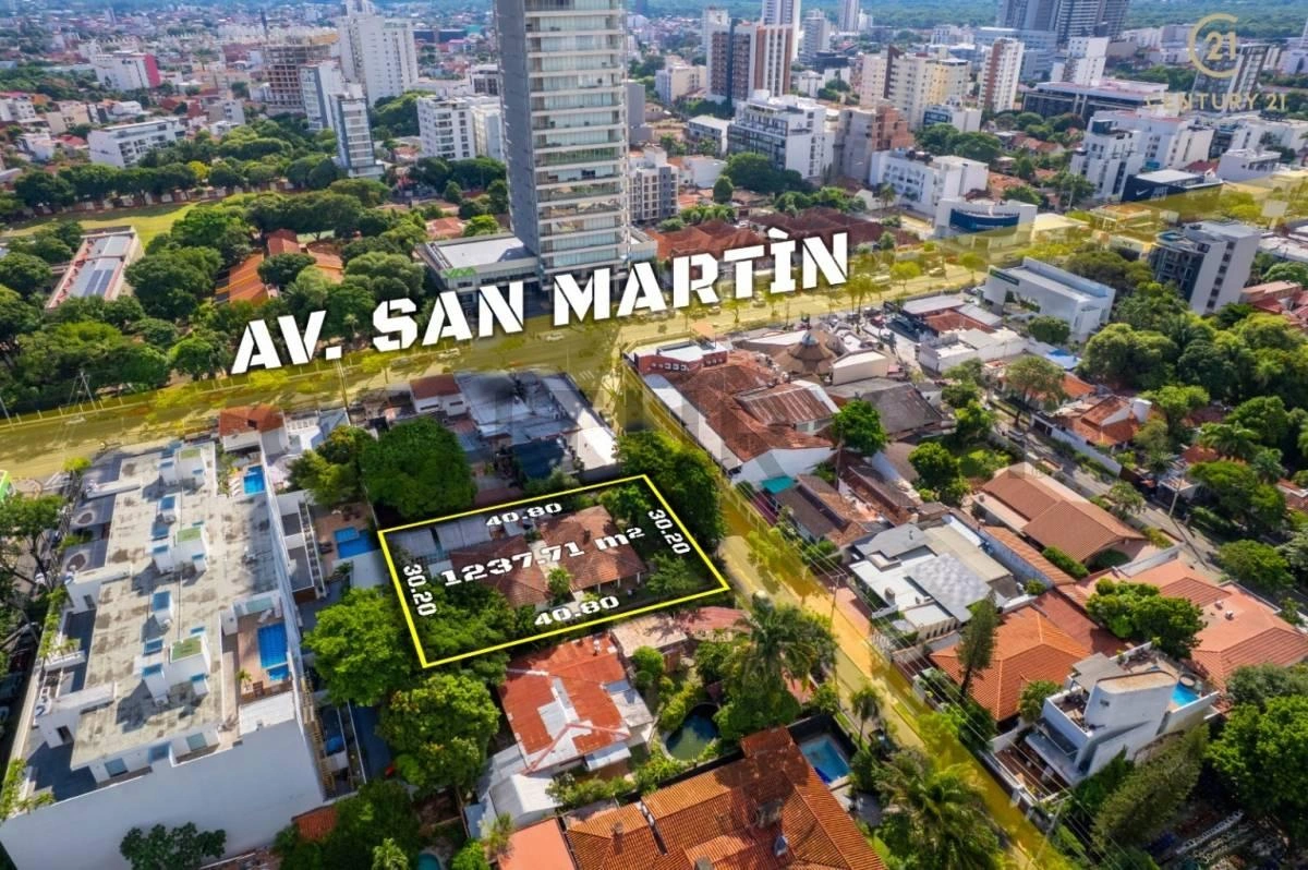 ボリビア・サンタクルス・デ・ラ・シエラ パノラマ眺望の4+1住宅