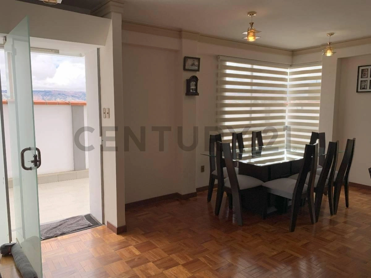 House 191 m2 with parking in La Paz, Bolivia