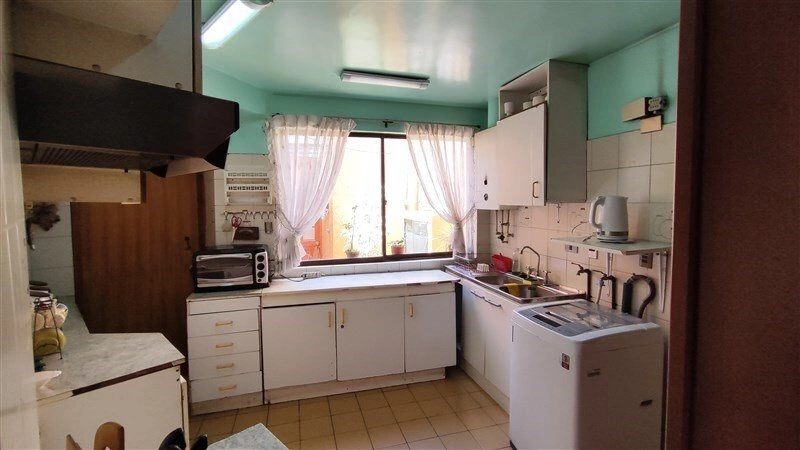 Valparaiso, Chile में बालकनी वाला 2+1 घर