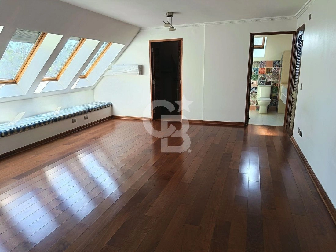 智利圣地亚哥 476 m2 带花园的住宅