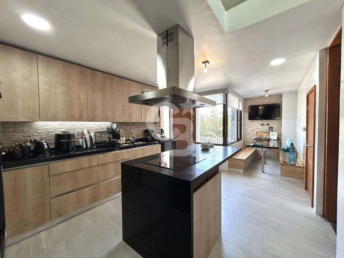 智利圣地亚哥 5+1 带按摩浴缸的房屋