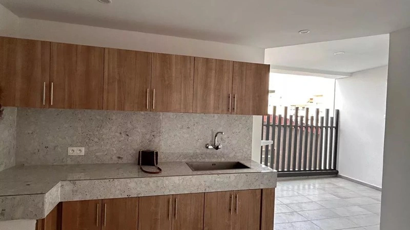 阿比让(科特迪瓦)带电梯的3+1公寓