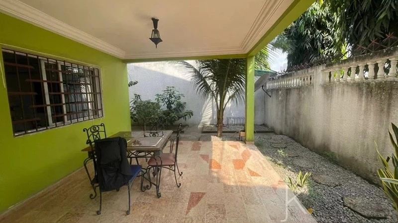 阿比让(科特迪瓦)276 m2 带露天游泳池的别墅