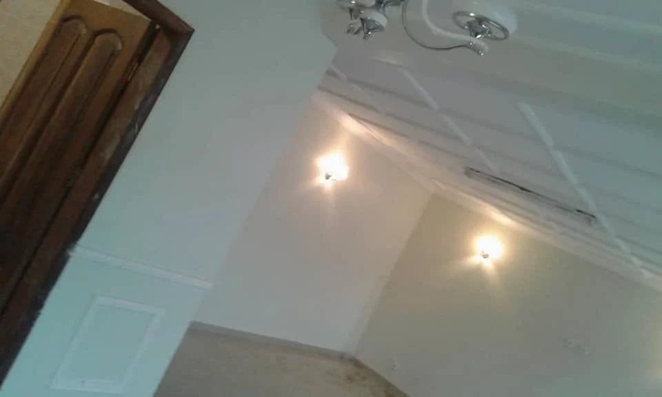 Villa 406 m2 with parking in Yaounde, Cameroon
