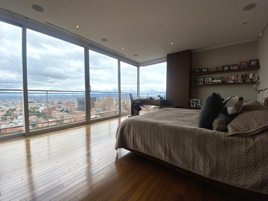 Penthouse 321 m2 with walk in closet in Bogota, Colombia