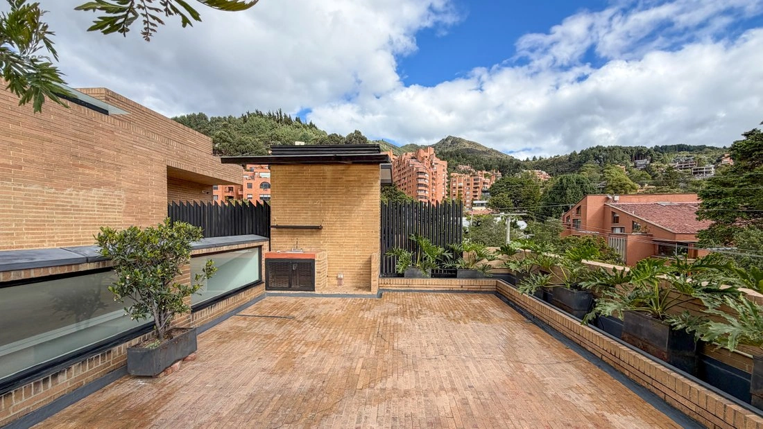 复式公寓 286 m2 带阳台,位于哥伦比亚波哥大