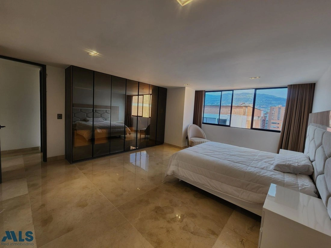 Penthouse 624 m2 with panoramic view in Medellin, Colombia