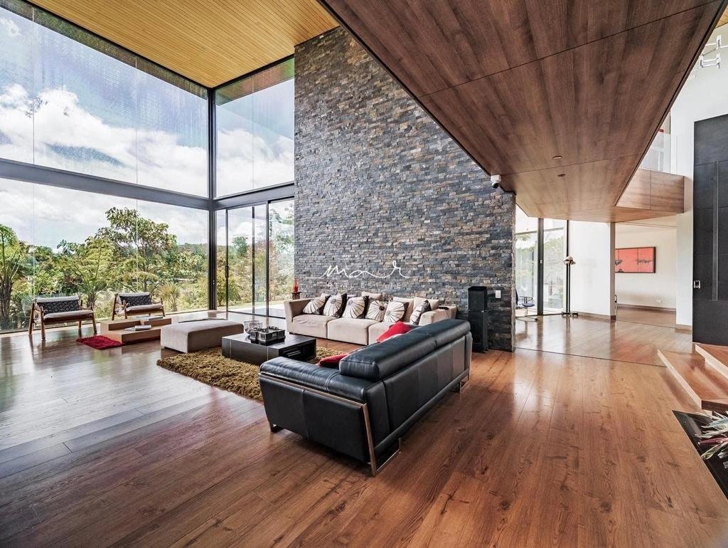 House 526 m2 with walk in closet in Medellin, Colombia