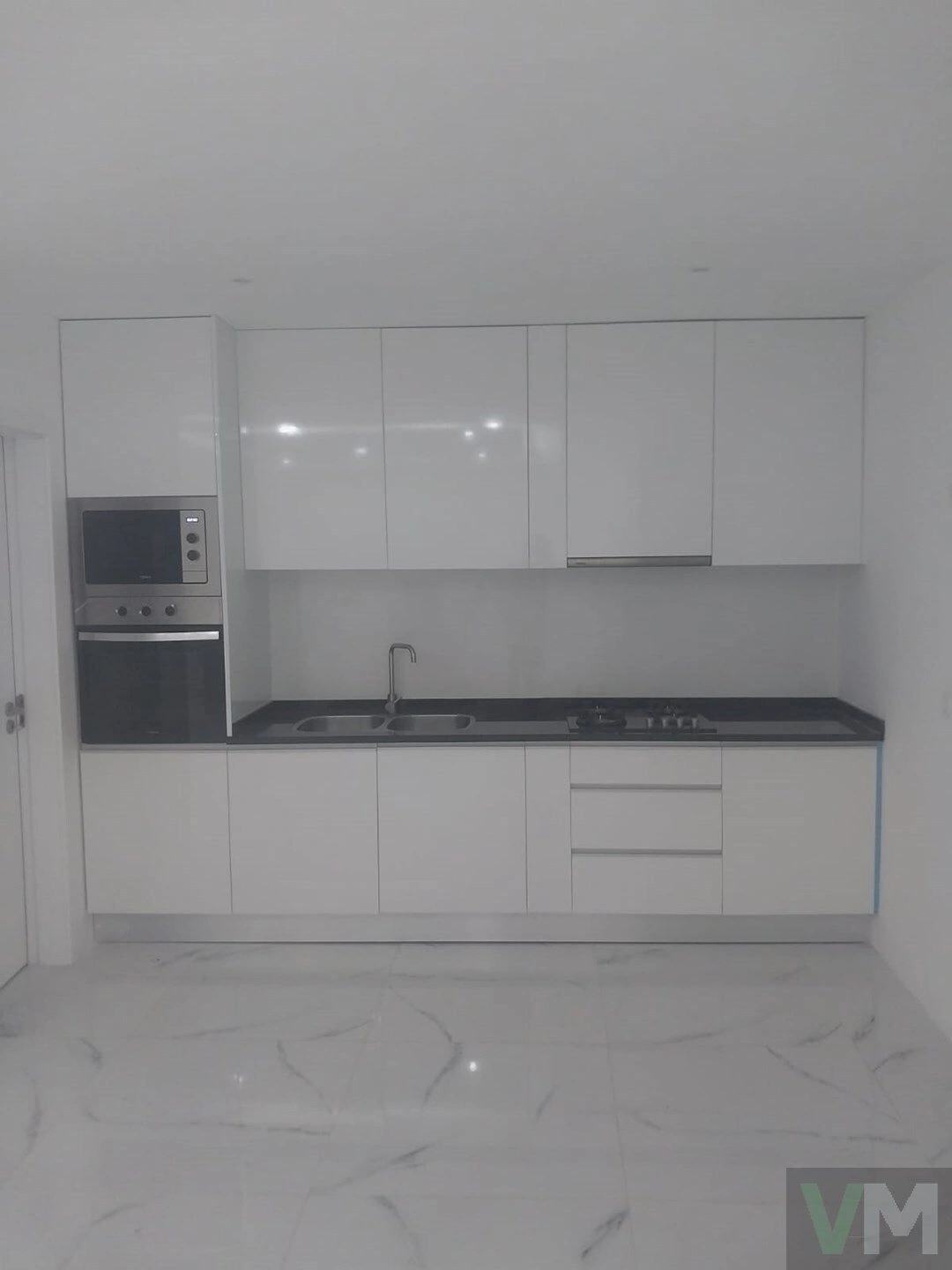 Apartment 98 m2 with open parking space in Praya, Cabo Verde