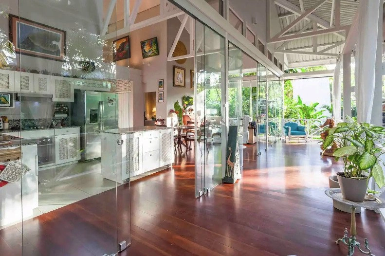 Villa 150 m2 with garden in Limon, Costa Rica