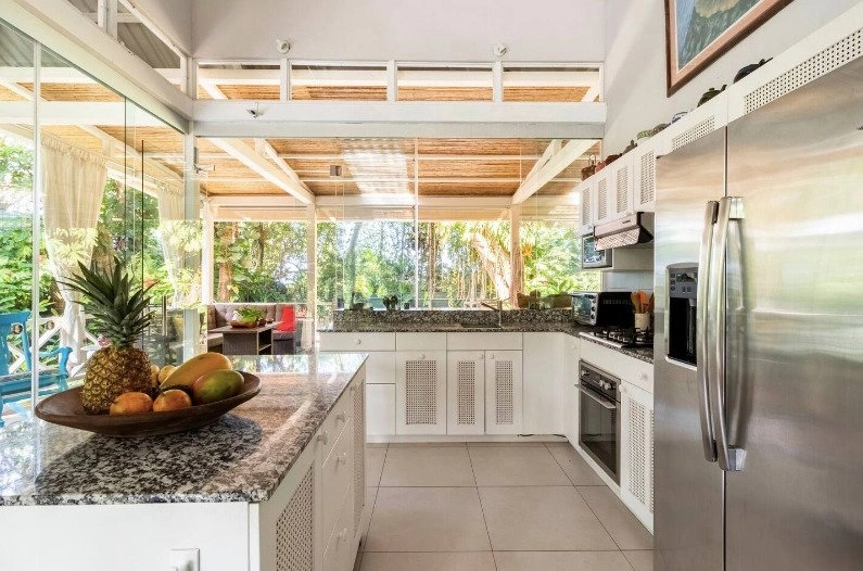 Villa 150 m2 with garden in Limon, Costa Rica