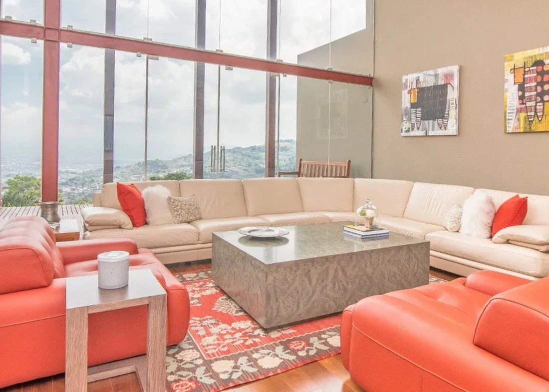 哥斯达黎加埃斯卡苏 551 m2 带按摩浴缸的房屋