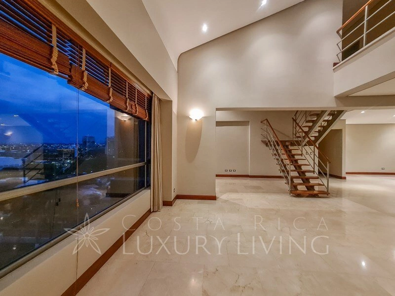 Penthouse 4+1 with elevator in Escazu, Costa Rica