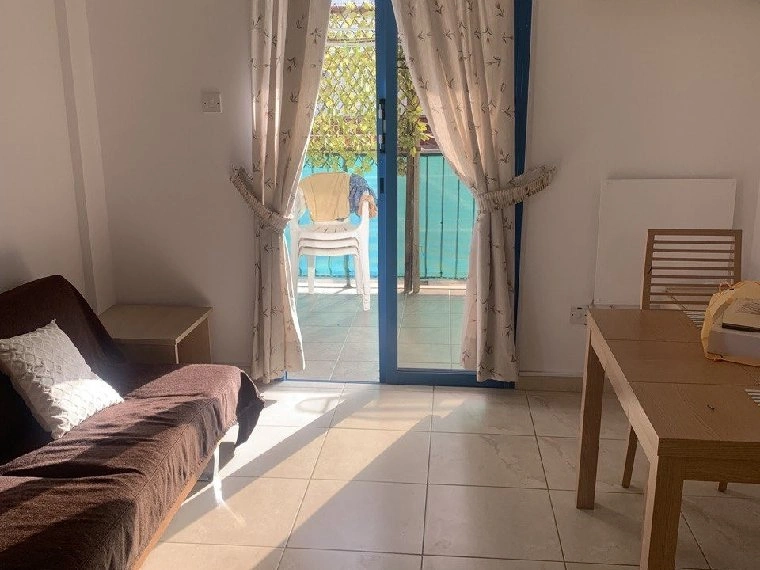 Wohnung 44 m² mit offenem Stellplatz in Germasogeia, Zypern