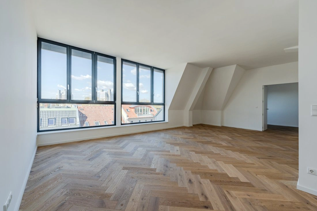 德国柏林 135 m² 顶层公寓