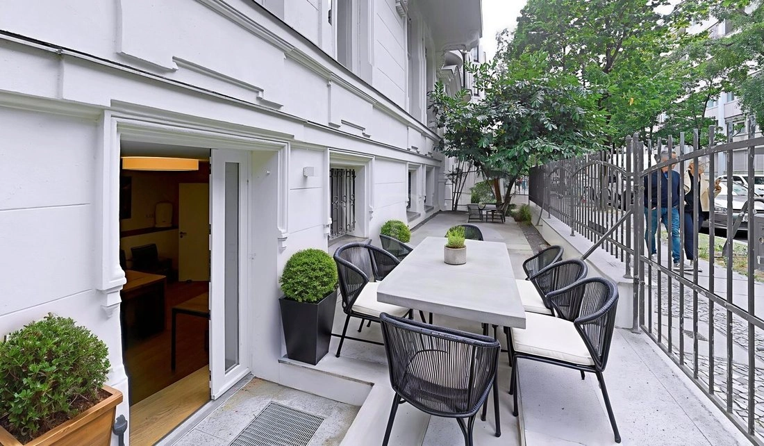 बर्लिन, जर्मनी में लक्जरी 2+1 घर