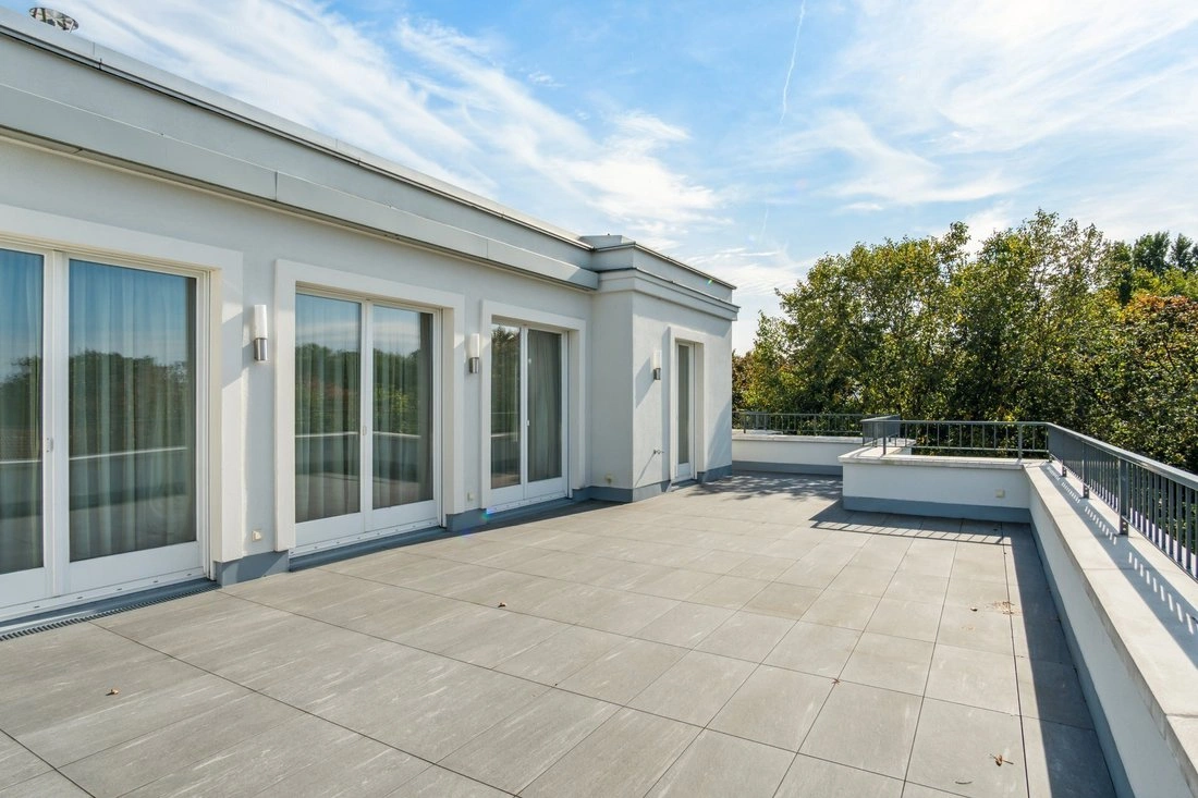 德国柏林公园附近公寓