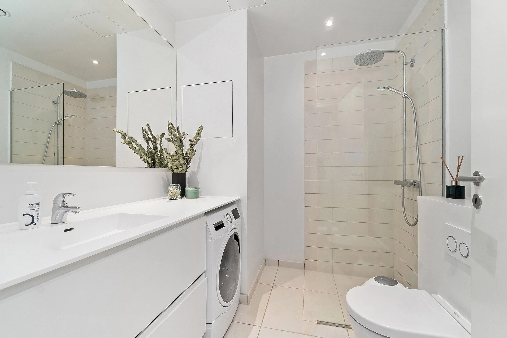 Stilvolle 102 m2 Wohnung mit Blick auf den See in Kopenhagen