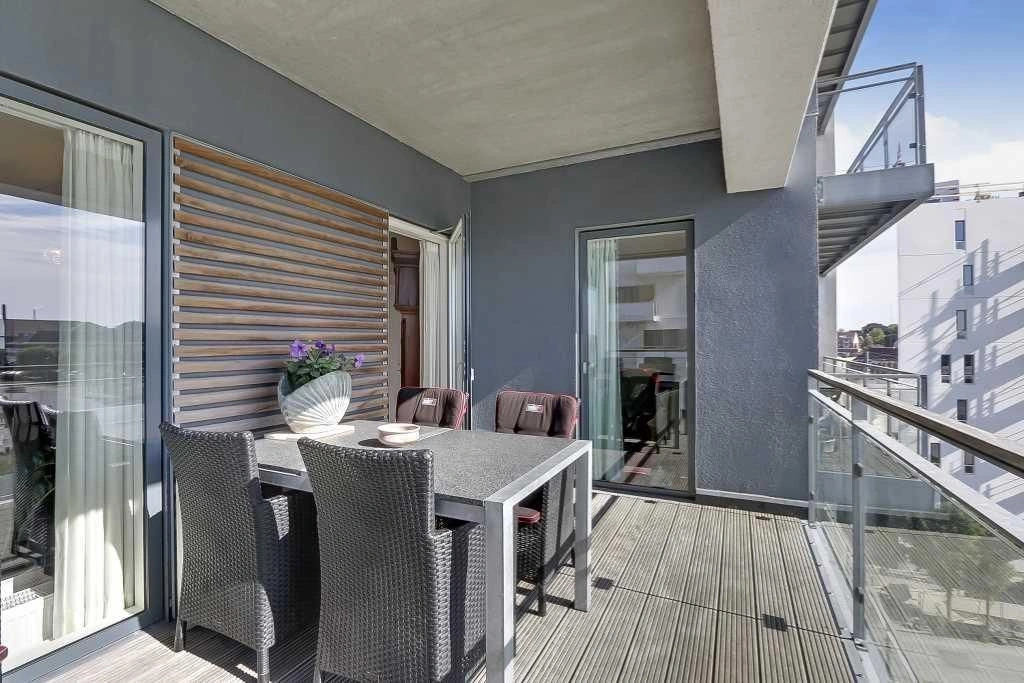 덴마크 오덴세 명문 지역의 넓은 5베드룸 아파트