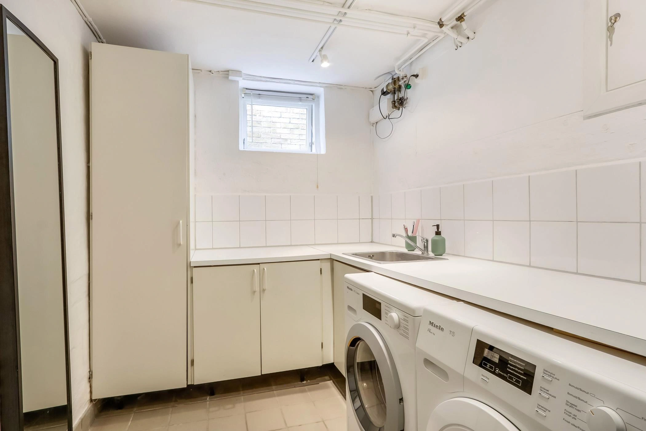 Kaufen Sie ein helles Haus mit drei Schlafzimmern und einem Wohnzimmer in Odense - 738k €