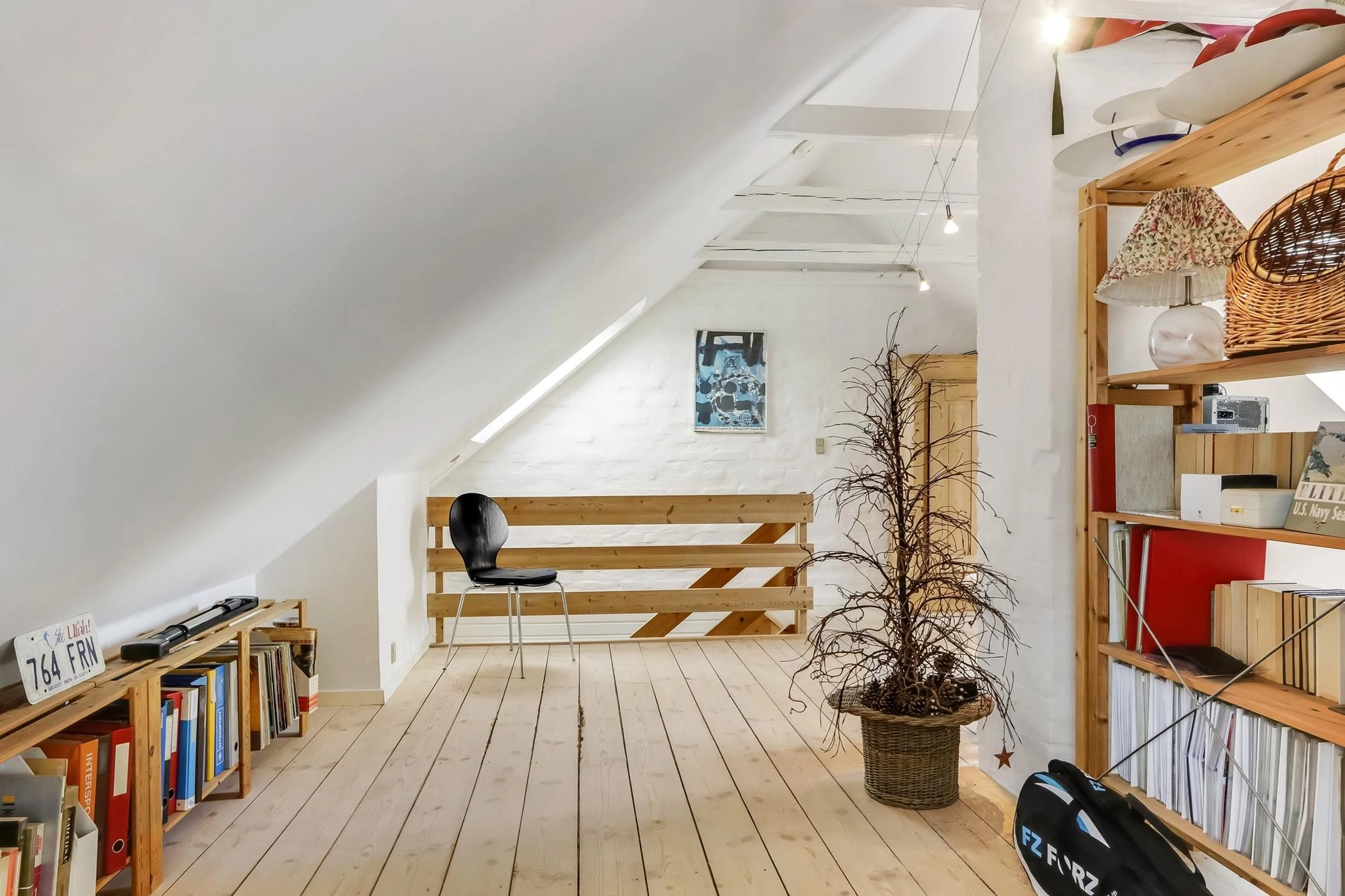 ओडेन्स के शांत इलाके में आरामदायक लेआउट वाला विशाल टाउनहाउस, डेनमार्क