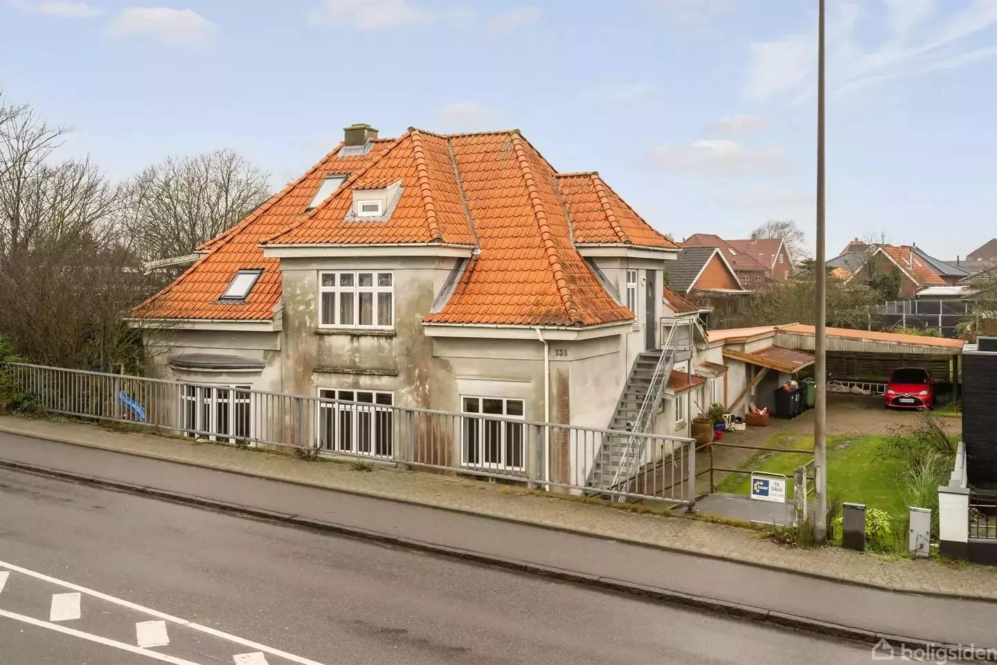 एस्बियर्ग, डेनमार्क में विशाल 4-बेडरूम अपार्टमेंट