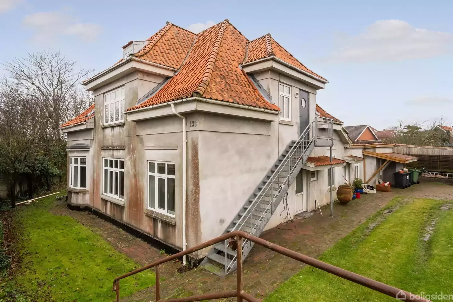 एस्बियर्ग, डेनमार्क में विशाल 4-बेडरूम अपार्टमेंट