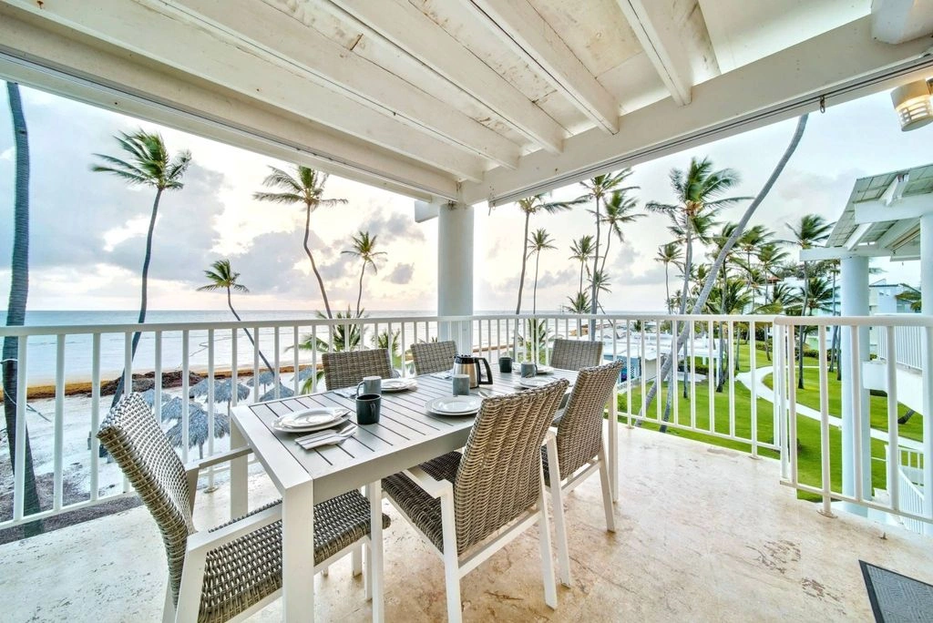 多米尼加巴瓦罗宽敞三居顶层公寓