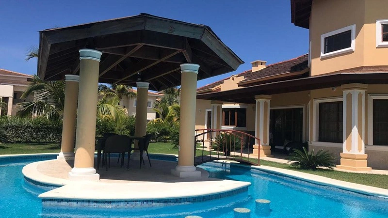 多米尼加共和国巴瓦罗——宽敞三卧别墅