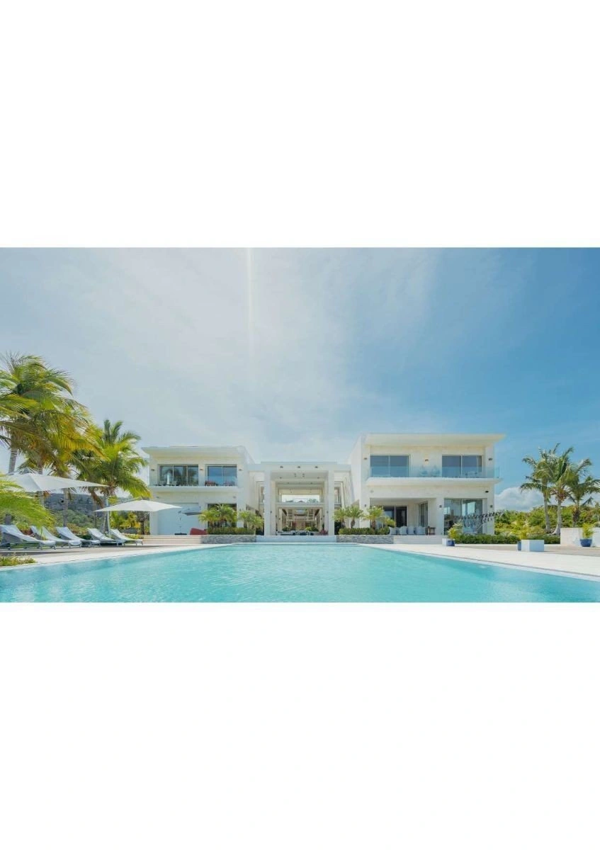 多米尼加共和国蓬塔卡纳海景别墅,建筑面积4200 m2