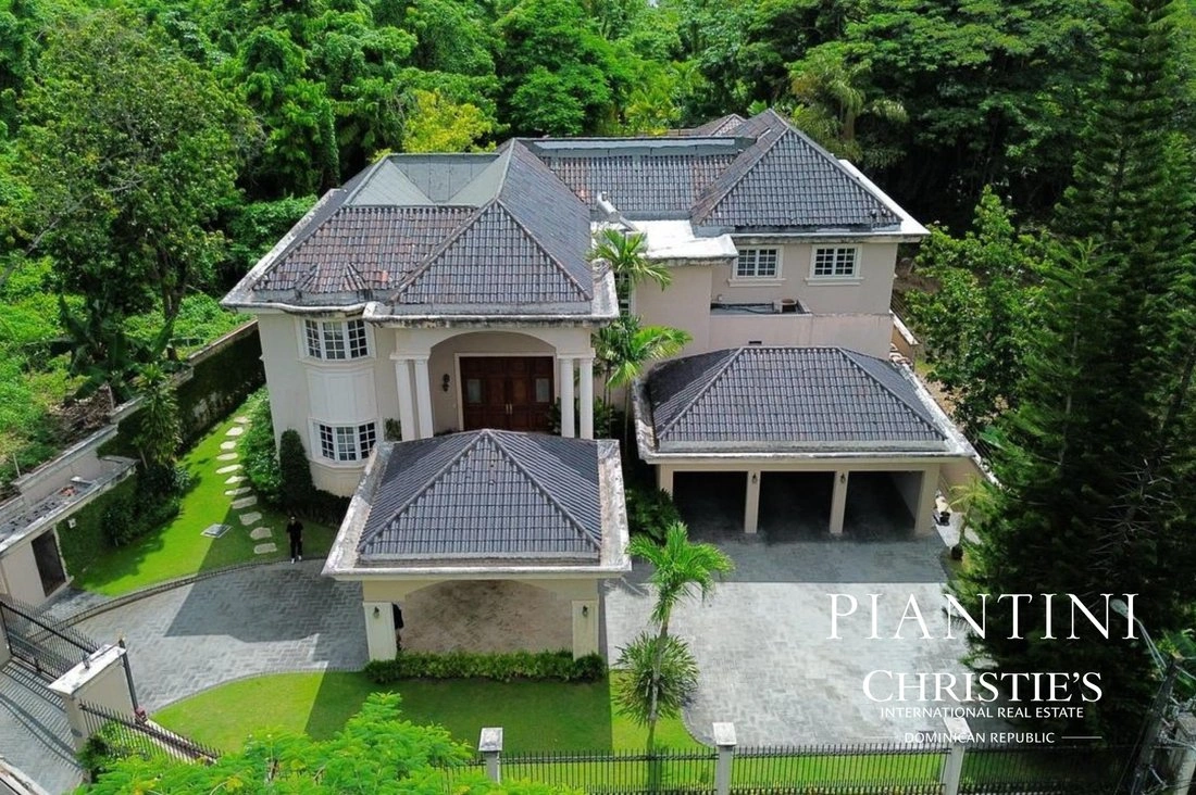 多米尼加共和国圣多明各带桑拿的5+1住宅