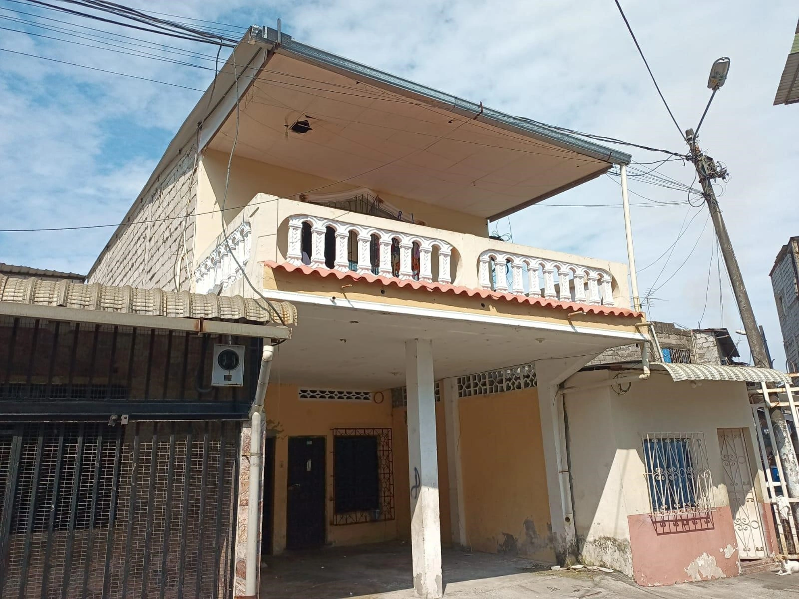 瓜亚基尔,厄瓜多尔 带花园的房屋 81 m2