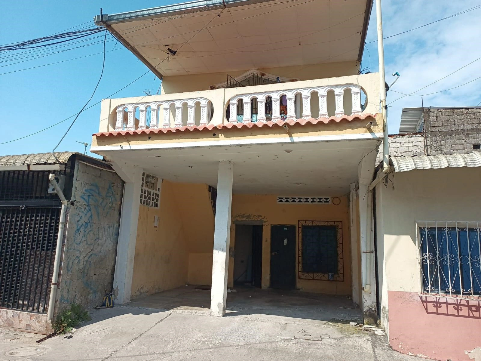 瓜亚基尔,厄瓜多尔 带花园的房屋 81 m2