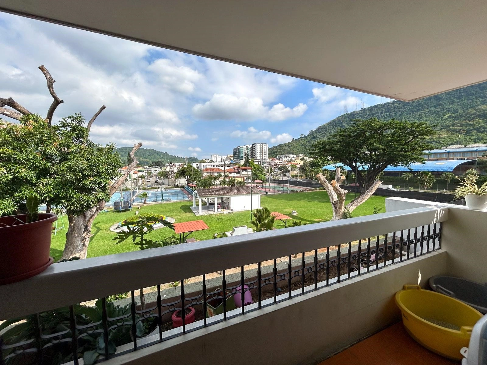 Appartamento 3+1 con vista mare a Guayaquil, Ecuador