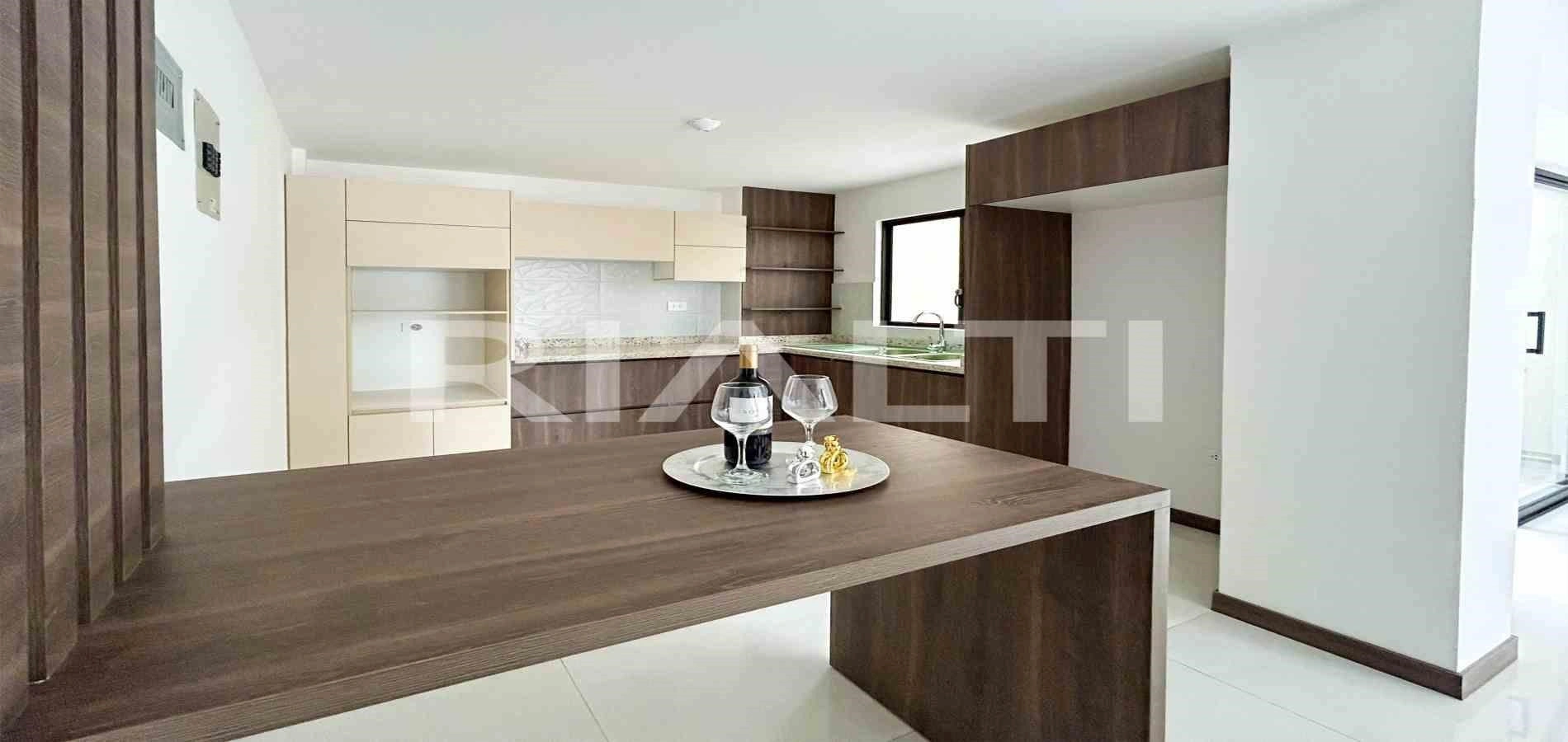 Casa 3+1 con parcheggio a Quito, Ecuador