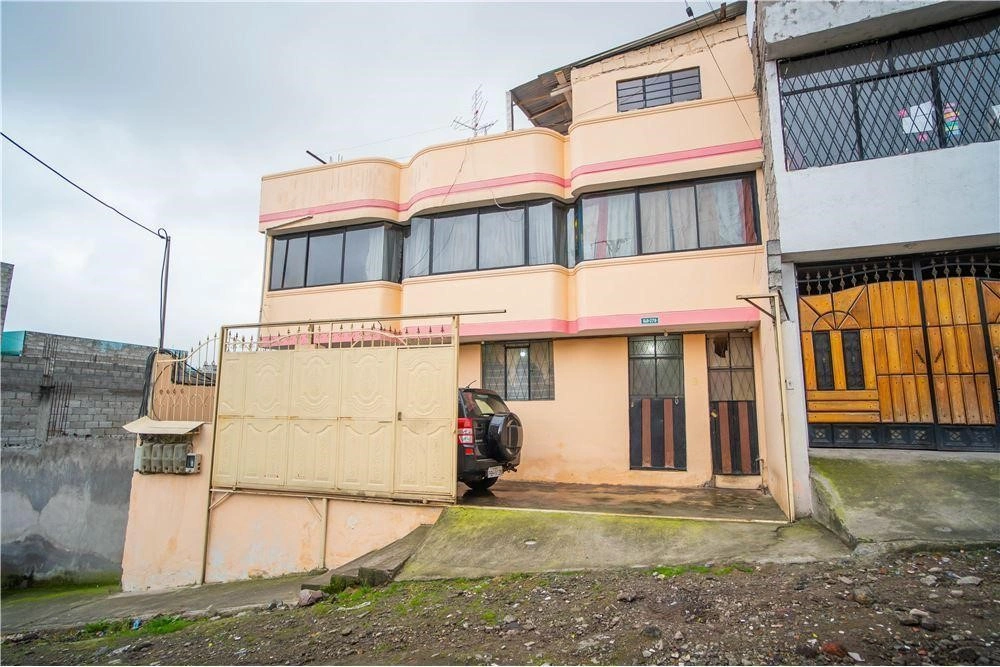 厄瓜多尔基多 5+1 户型带车位住宅