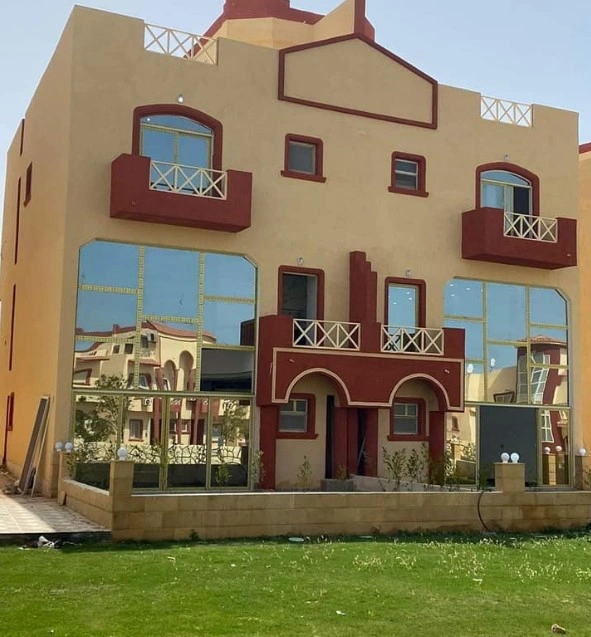 ویلای 5+1 با پایانکاری لوکس در اسکندریه، مصر