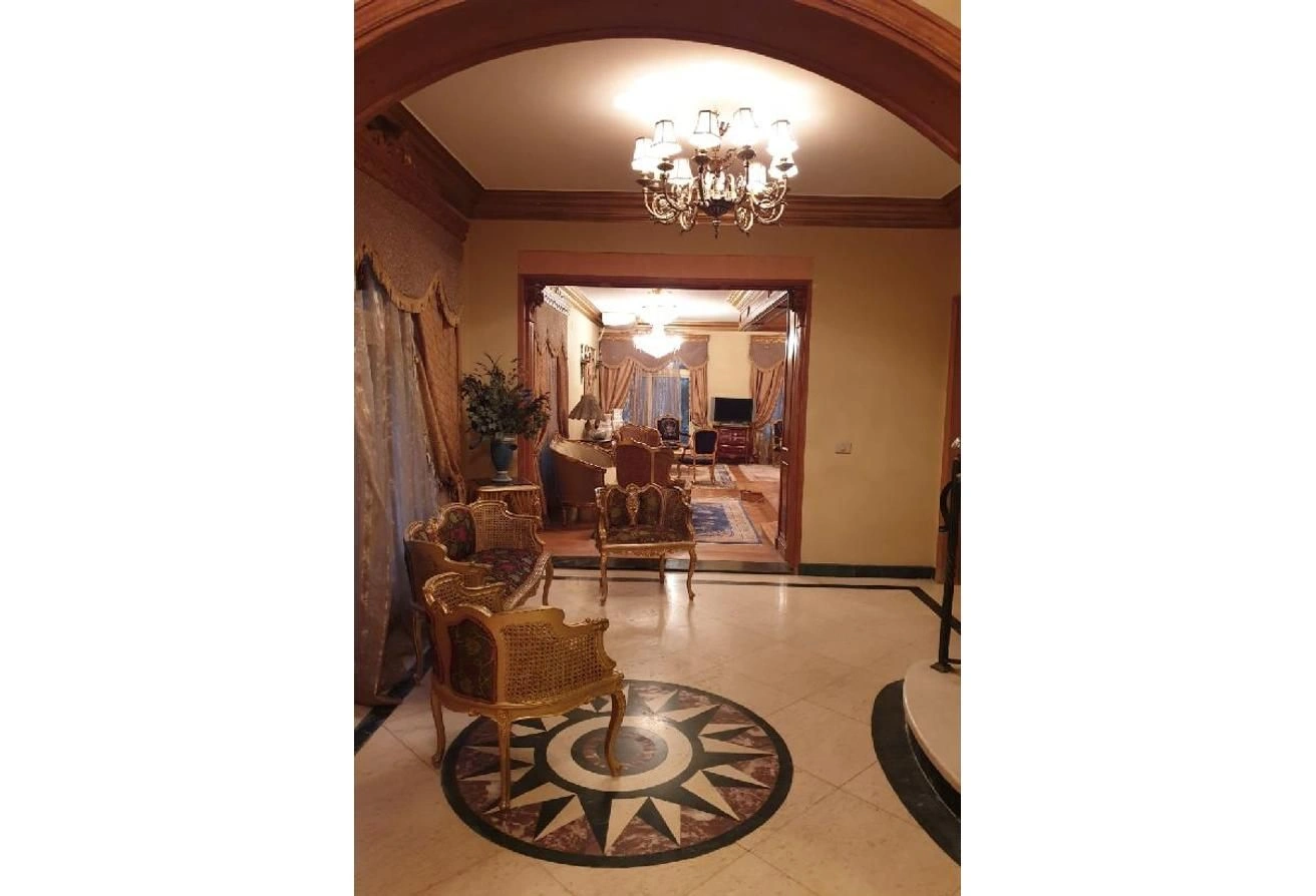 埃及吉萨市舒适 4+1 别墅