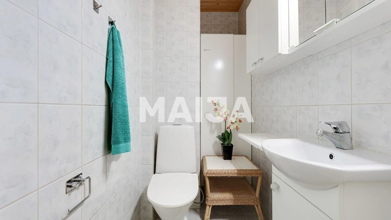 芬兰万塔 · 阳光充足的2+1住宅