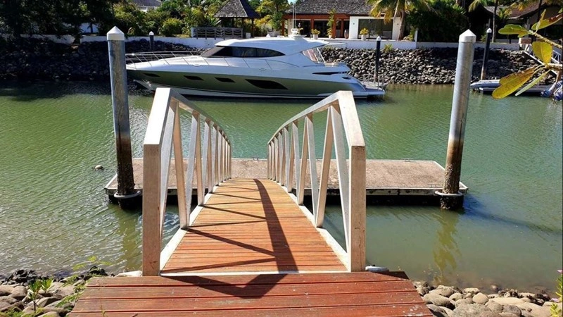 斐济劳托卡 5+1 房屋(带车库)