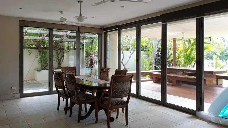 斐济劳托卡 5+1 房屋(带车库)