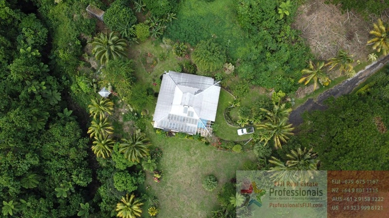 斐济 Vanua Levu:4+1 住宅,带露天泳池
