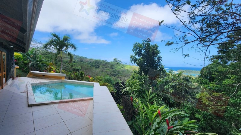House 155 m2 with parking in Savusavu, Fiji
