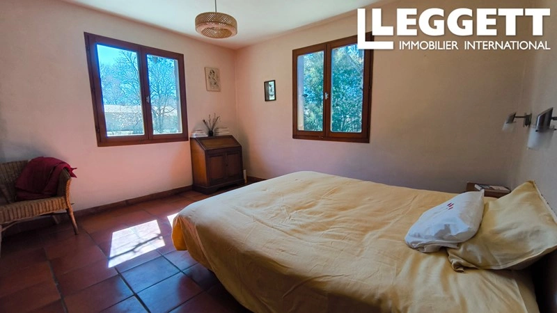 法国新阿基坦地区的230平方米宽敞住宅