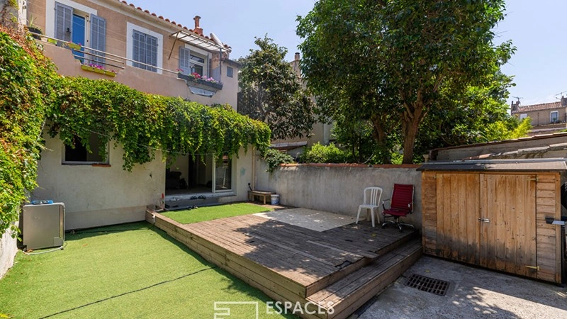 马赛翻新公寓(4室1厅)