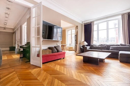 Spacious apartment 277 m2 in Lille, France