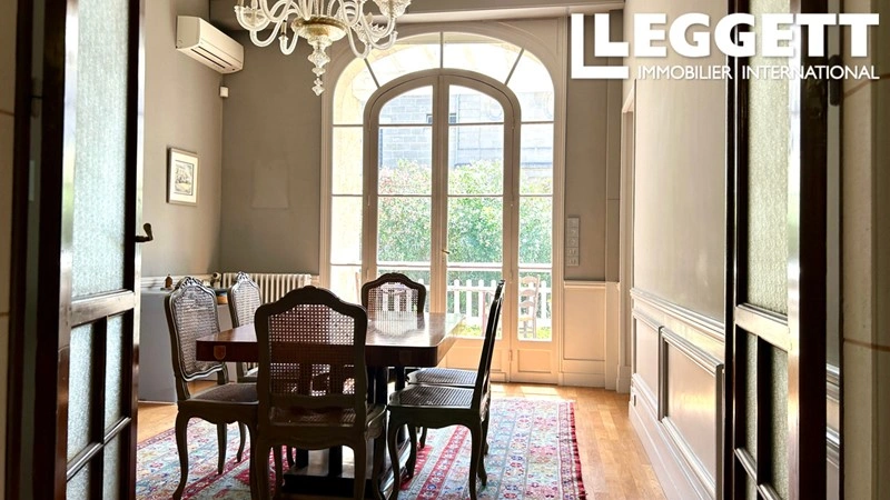 Просторный дом 200 м2 в Бордо, Франция